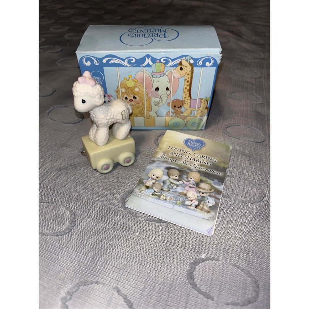 1985 Precious Moments HAPPY BIRTHDAY LITTLE LAMB 15946 Porcelain Train 1 Yr Box